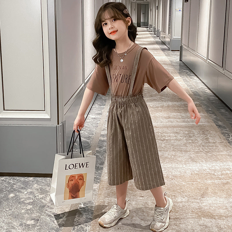 T-shirt, wide-leg pants, two-piece