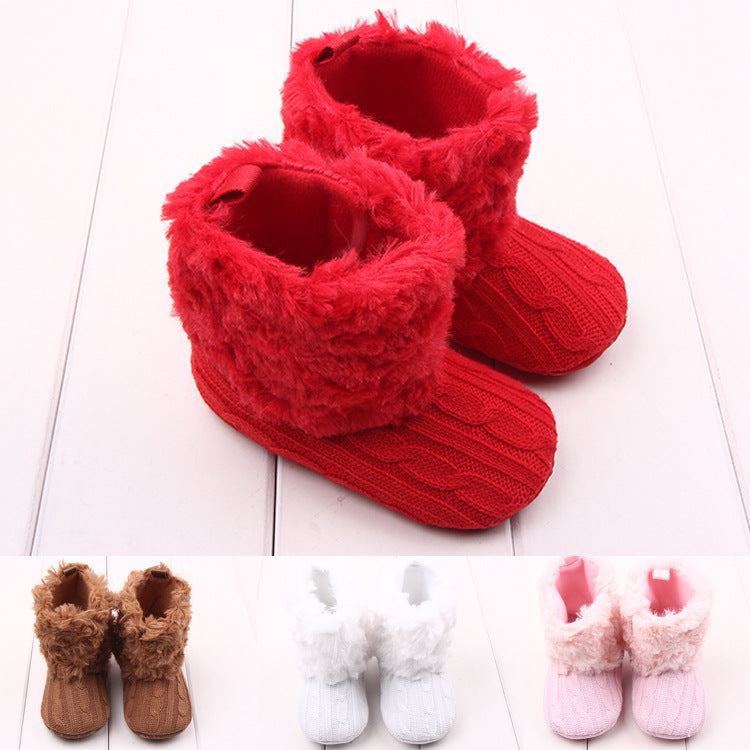 Knitted wool baby shoes and boots
