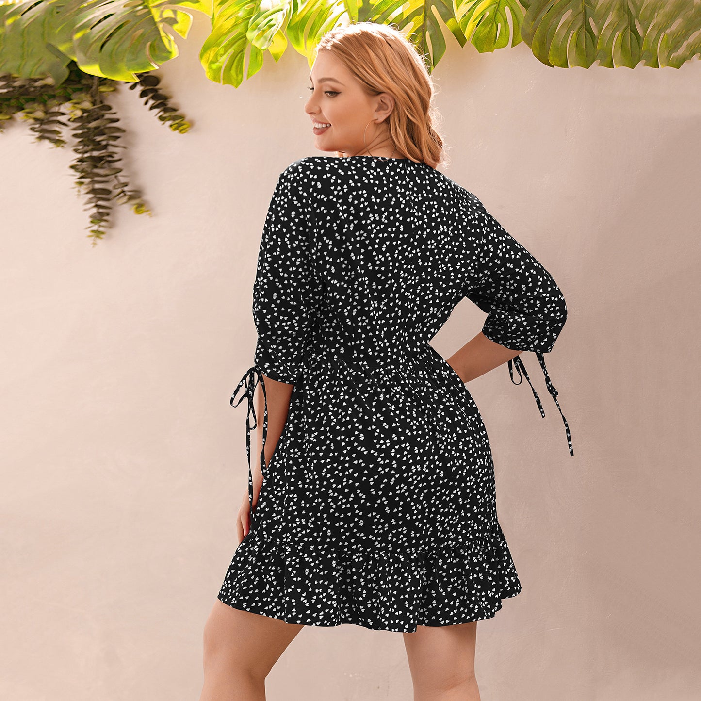 Women's Printed V-neck Plus Size Dress