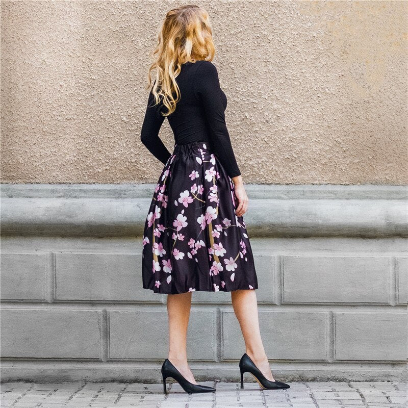 Mid-length umbrella skirt with satin print skirt