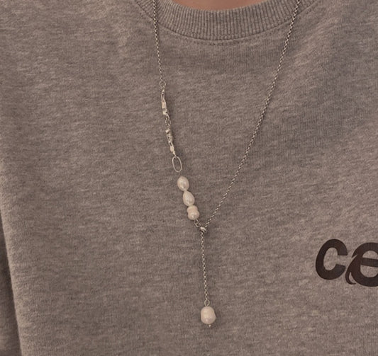 Flocking Bear Three-plant Sweater Chain Long Clavicle