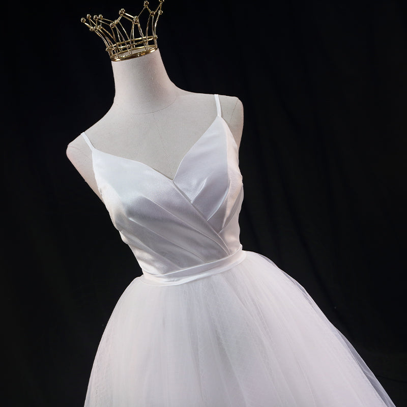 Slim Fit And Fashionable Strap Travel Photography Light Wedding Dress