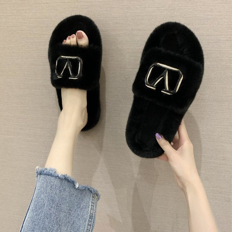 Leisure Plus Size Plush Slippers With Metal Decoration