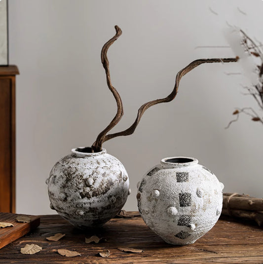 Vintage Ceramic Vase, Mid-ancient And Lonely Style Creative Distressed Ornaments