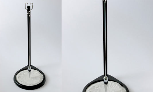 Gravity sand swing sand table