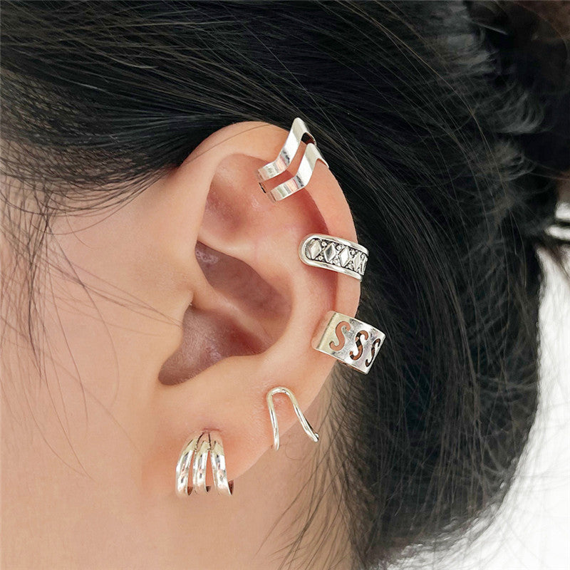 Simple And Simple Hollow S-shaped Non-pierced Ear Clip