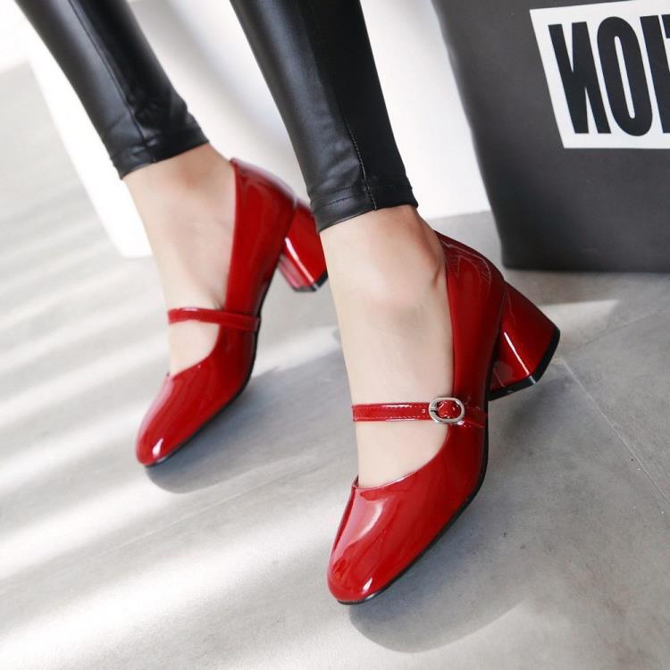 Women's Square Toe Medium Heel Plus Size Shoes