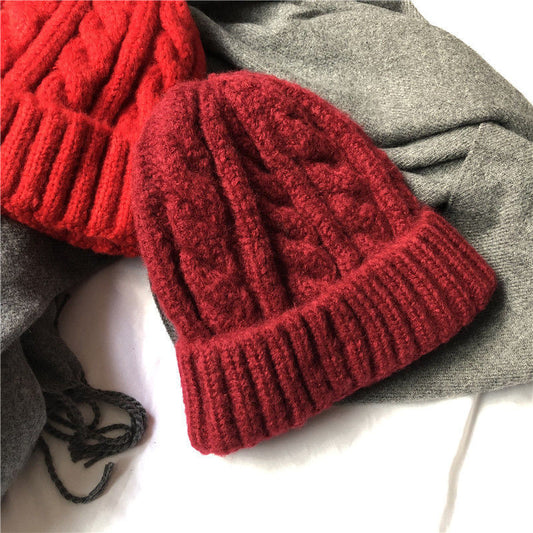 Simple Solid Color Twist Women's Knitted Hat