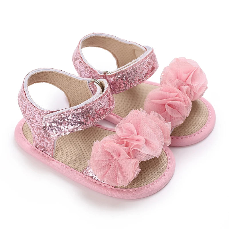 Cute and classic pink themed casual flat shoes for baby girls, soft and comfortable baby walking shoes for 0-18 months