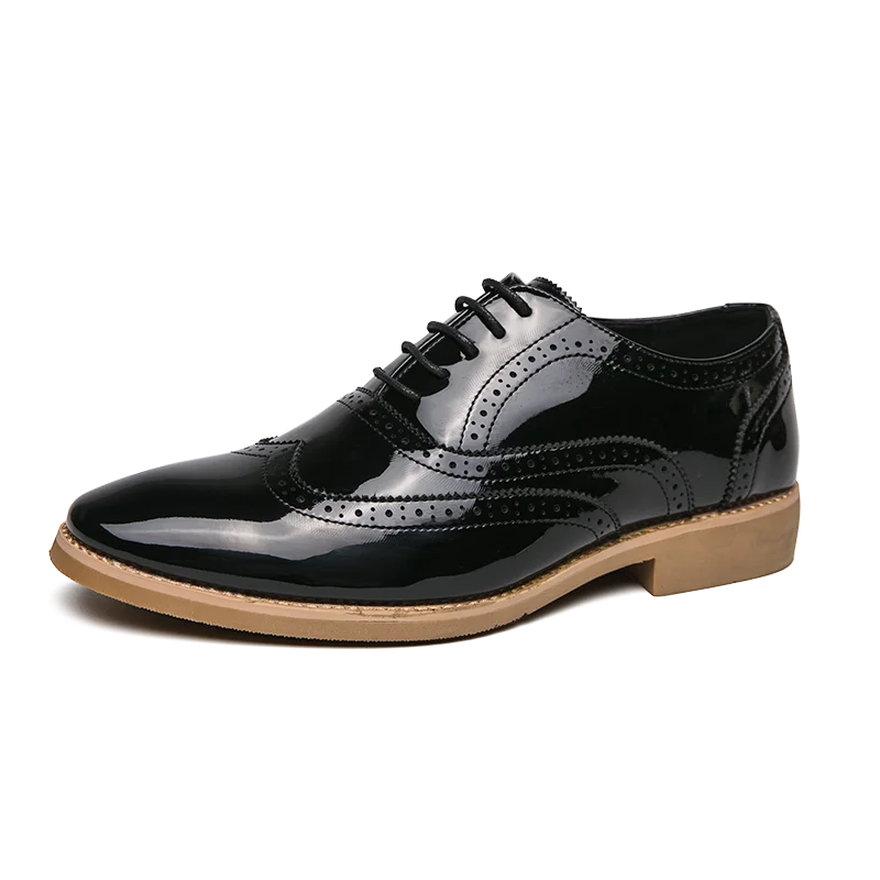 Hot Selling Luxury Gold Men's Business Dress Shoes in Europe America Glossy Brogue Shoes Men's Split Leather Shoes Free Delivery