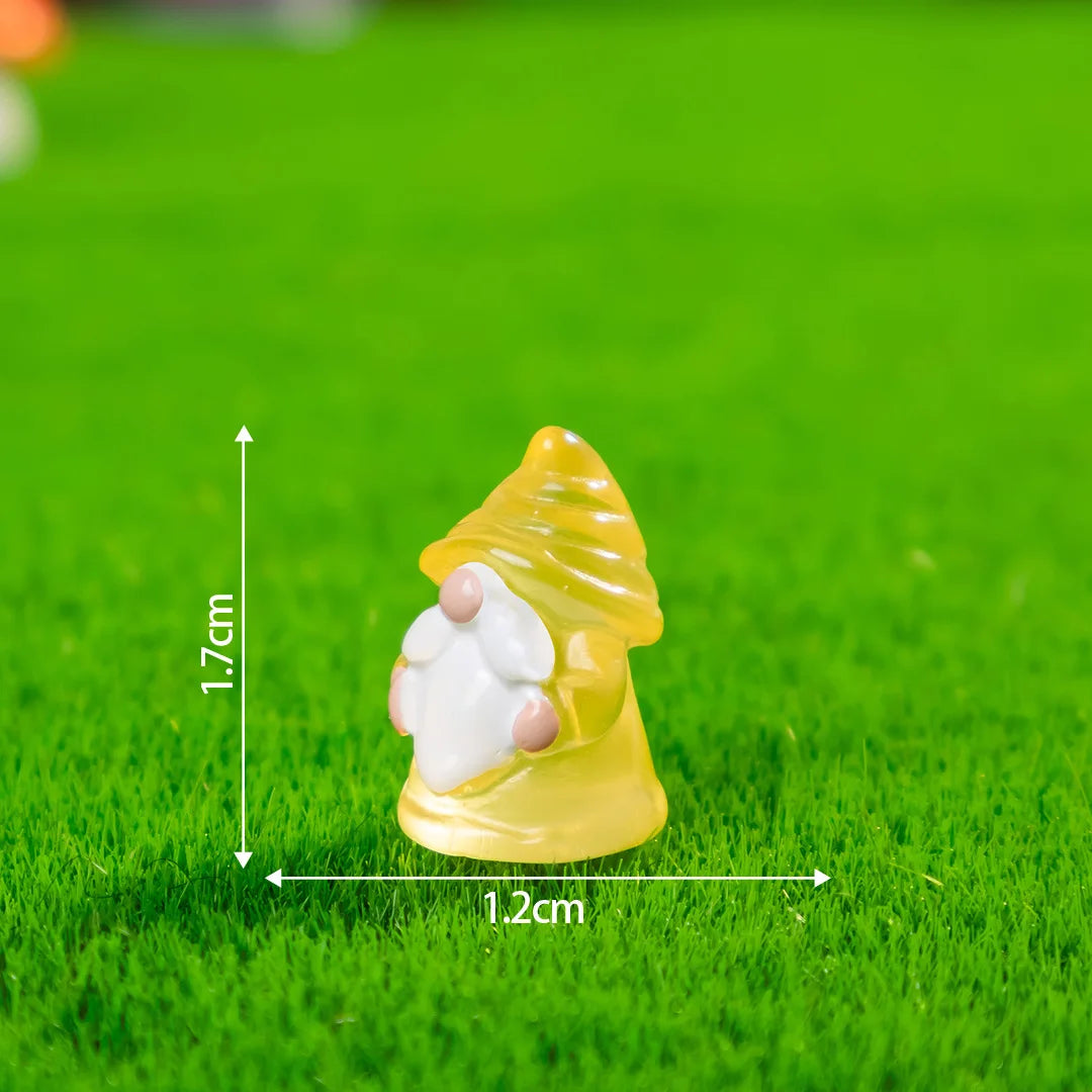 10-100PCS Luminous Mini Christmas Gnomes Fairy Garden Miniatures Home Garden Accessories Fairy Moss Micro Landscape Decoration