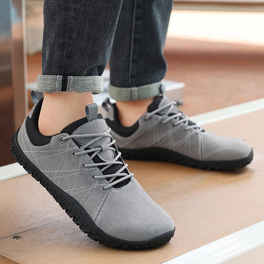 Wide footed large-sized men's suede hiking shoes anti slip leather outdoor sports shoes camping running jogging men's loafers
