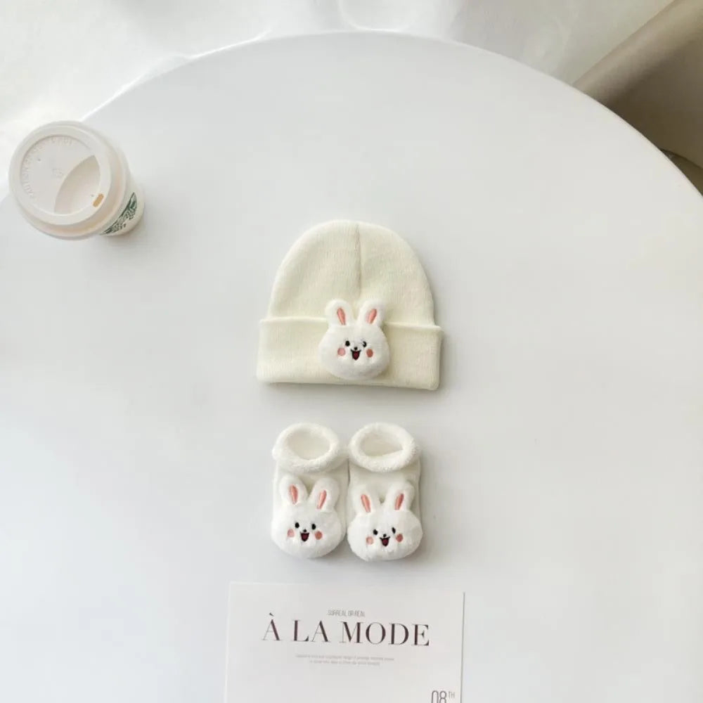 2PCS/Set New Cartoon Baby Hat Socks Cute Animal Woolen Warm Pullover Hats Winter Knitted Beanies Newborn Short Socks Boy Girl