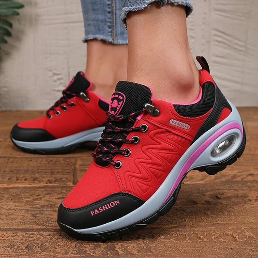 Fashionable Women's Black Genuine Leather Sports Shoes Breathable and Comfortable Sports Shoes Suitable for Daily Use Exercise
