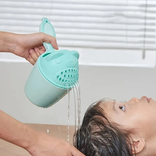 Toddler Shampoo Cup Baby Bath Caps Child Washing Hair Cup with Eye Protection Bathing Bailer Kids Shower Spoons - Bathing Tool