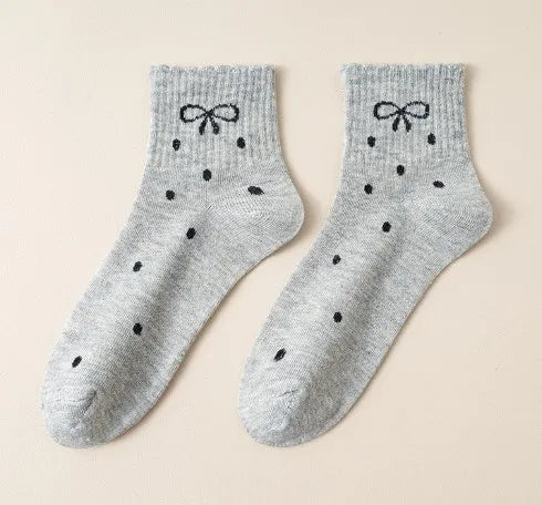 4Pairs Cute Dots Socks Cotton Harajuku Vintage Streetwear Crew Sock Japanese Kawaii Women Ruffle Dot Sock with Bow Girl's Gift