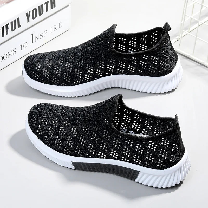 2022 New Fashion Mesh Shoes Women Shoes Mesh Sports Shoes Breathable Flats Soft Sole Casual Sneakers