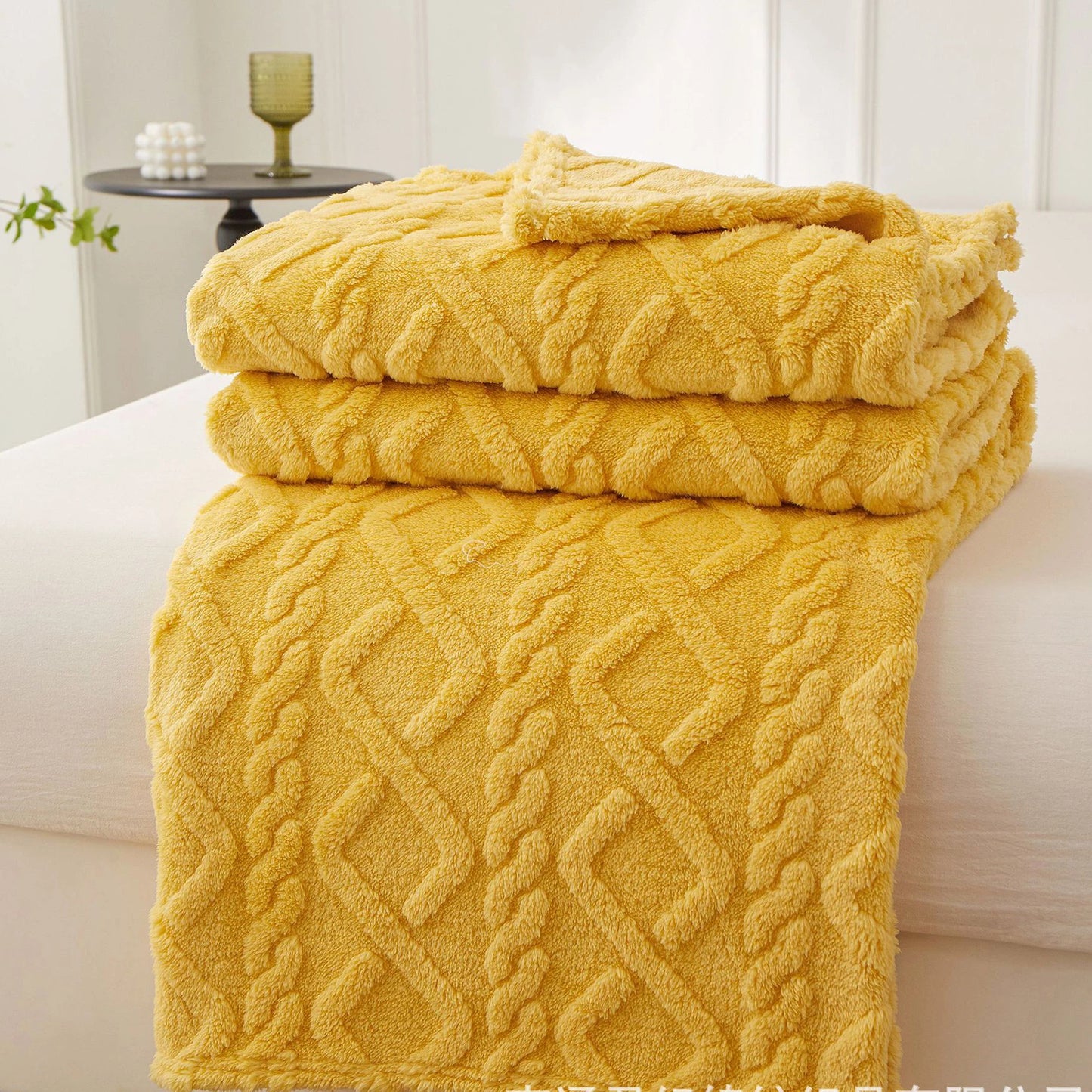 New Winter Coral Fleece Blankets Home Cozy Office Sofa Blanket Warm Nap Throw Blanket Travel Textile Fleece Thick Warm Blankets