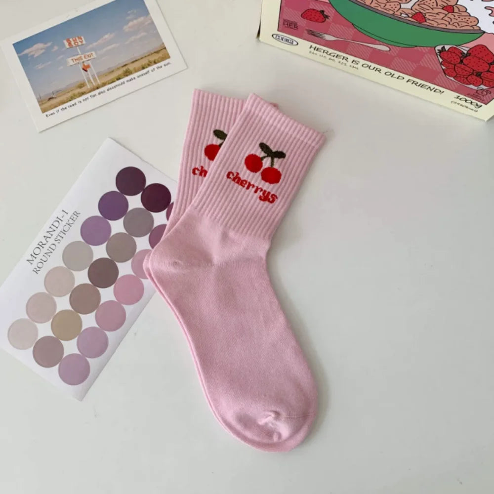 5 Pairs of Women's Summer Ins Trendy Sweat-Absorbent Spring and Autum Cute Heart Flower Letter Socks for Women