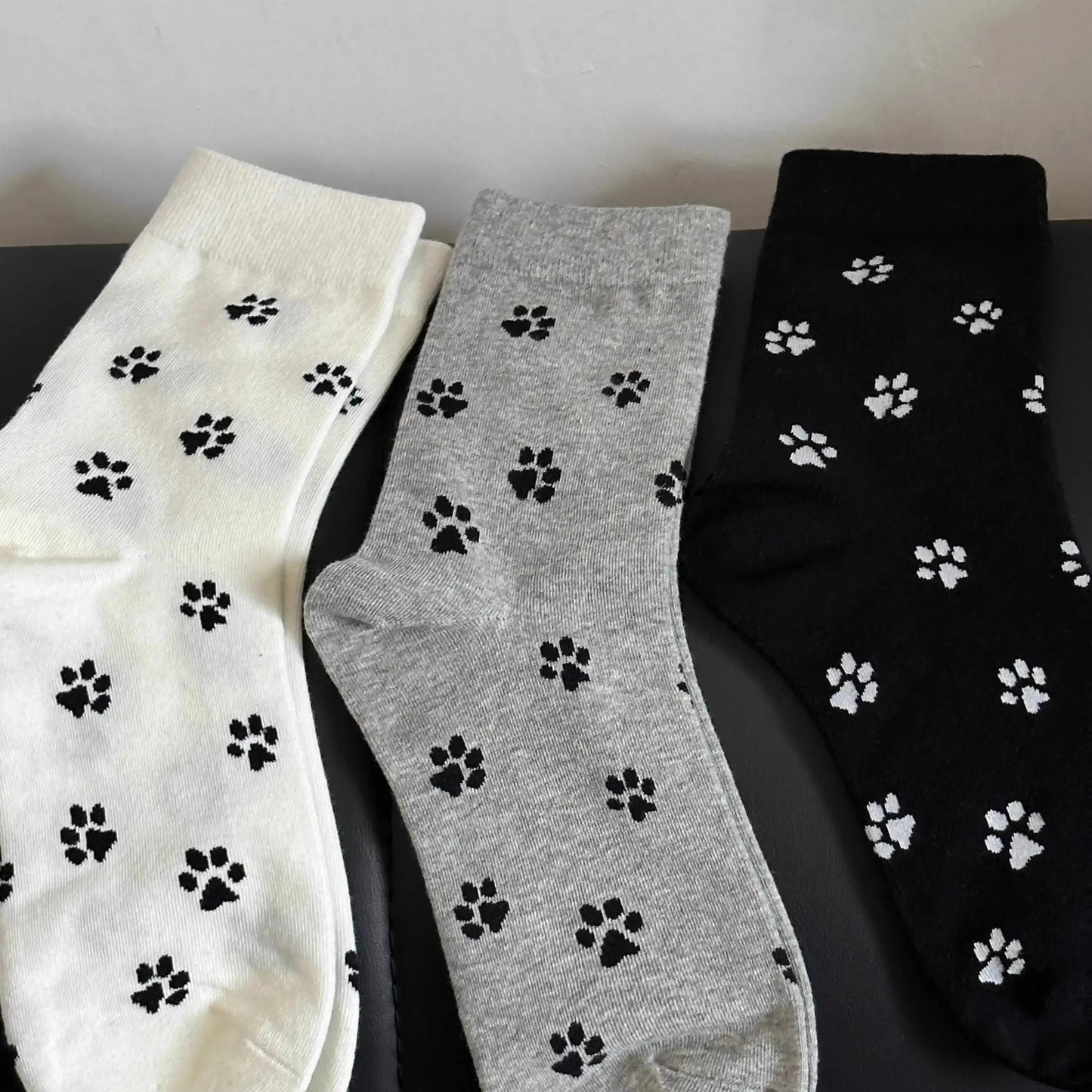 3pairs Cute Dog Claw Printed Women's Cartoon Dog Paw Sock Animal Pattern Soft Sweat Absorbing Breathable Casual Socks for Girls