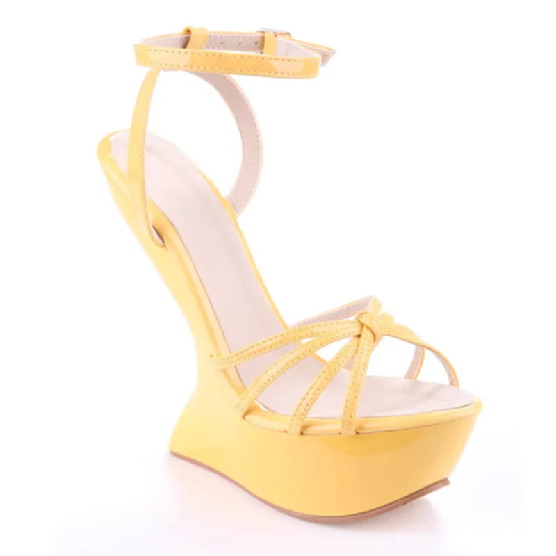 2026 Summer New Strange Style Platform Sandals Cross Strap High Heels Slingback Street Shoes Ladies Ankle Buckle Party Shoes