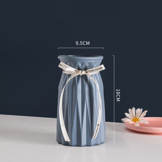 Frosted Glass Vase With Dried Flowers Indoor Table Setting