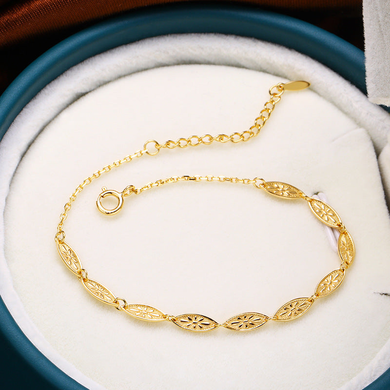 Antique Relief Galois 925 Silver Hand Ornament