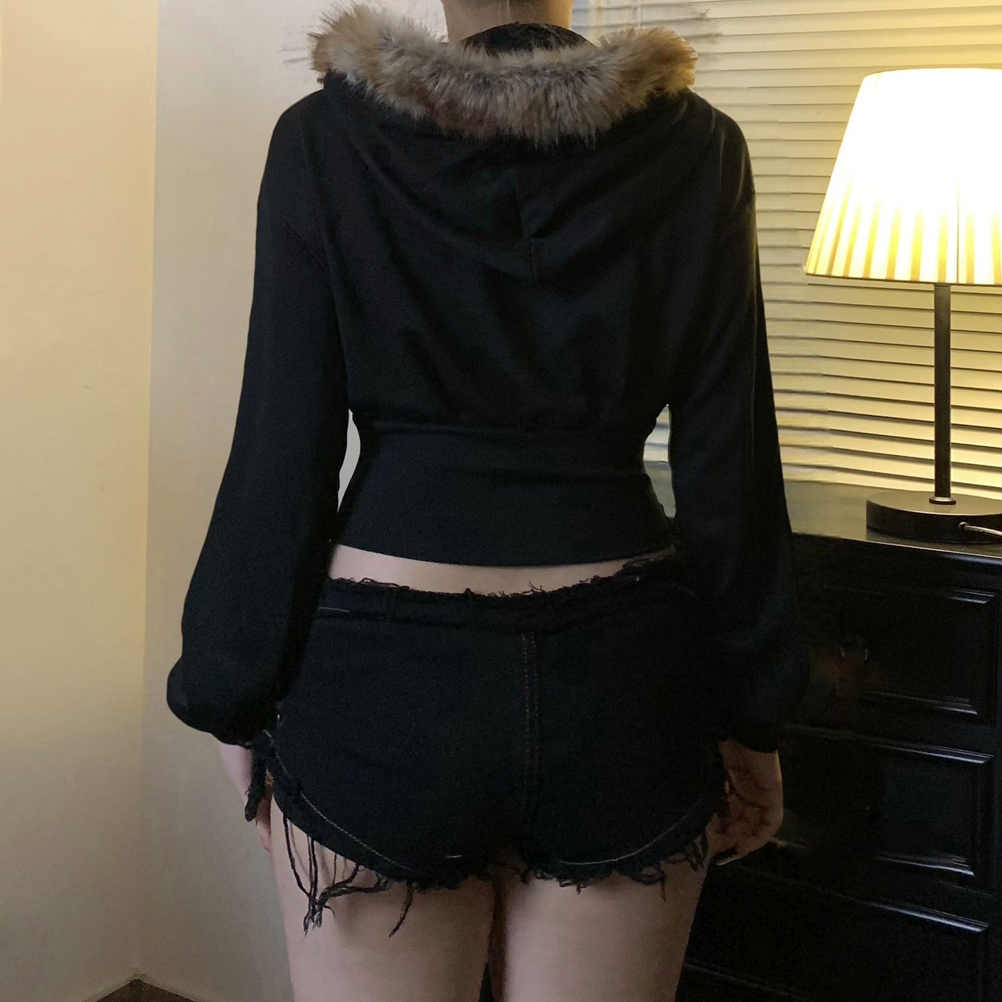 Dark Diamond Letter Print Fuzzy Collar Irregular Sweatshirt Casual Top