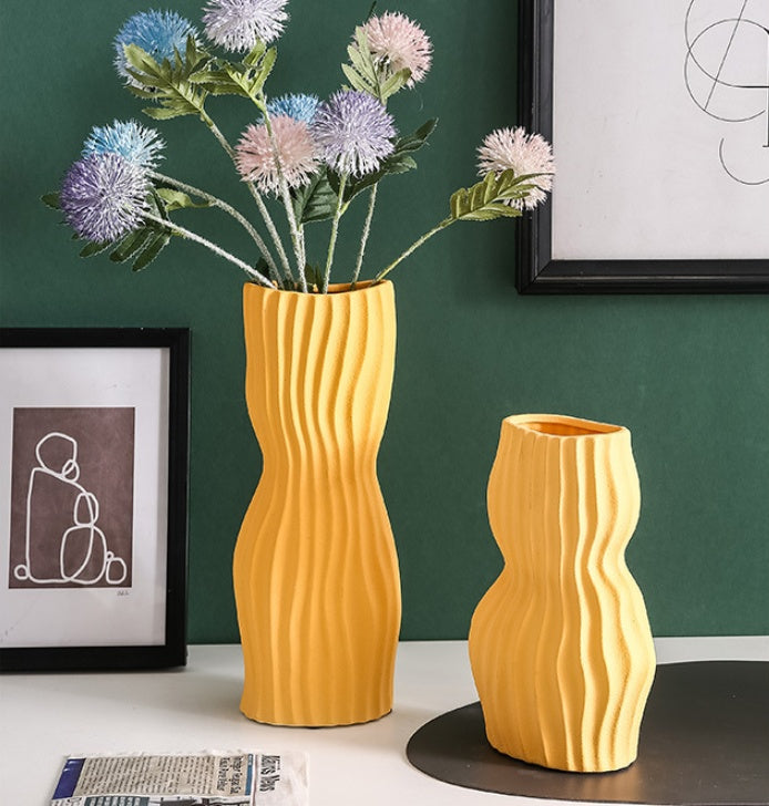 Nordic Creative Hand-painted Vase Ceramic Black And White Vertical Pattern Flower