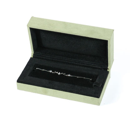 Grass Green Flannel Ring Bracelet Ornament Gift Box