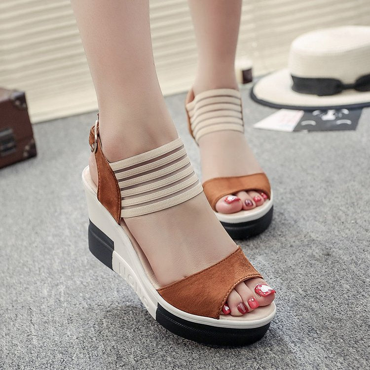 Fashion plus size women's shoes with buckle webbing