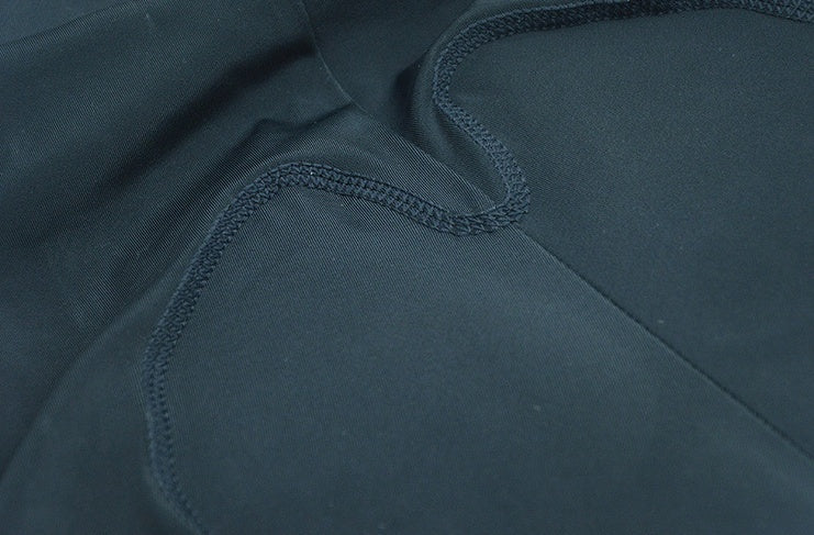 Slim and breathable cycling clothing