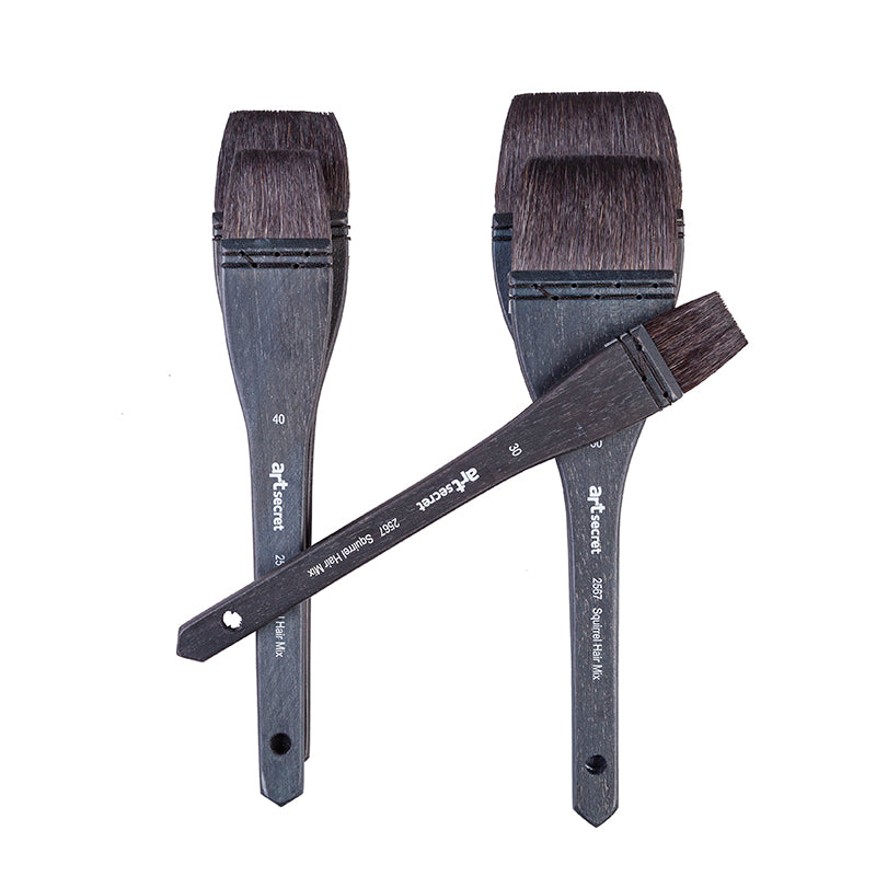 Grey Squirrel Hair Brush