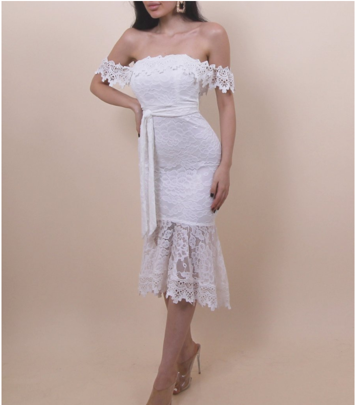 Slim pencil skirt that covers butt