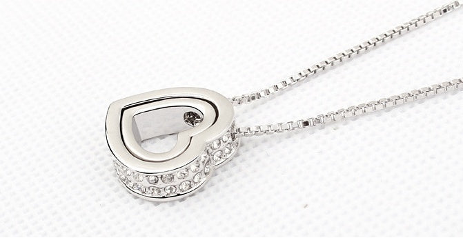 Crystal Double Heart Shaped Necklace Short Heart Pendant