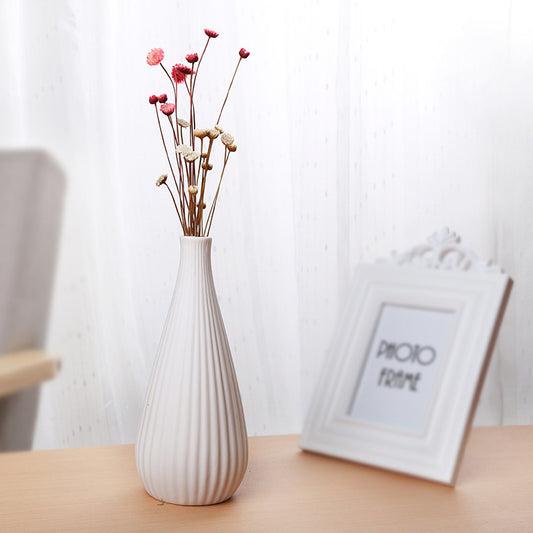 Simple And Beautiful White Creative Minimalist Ceramic Dried Flower Vase