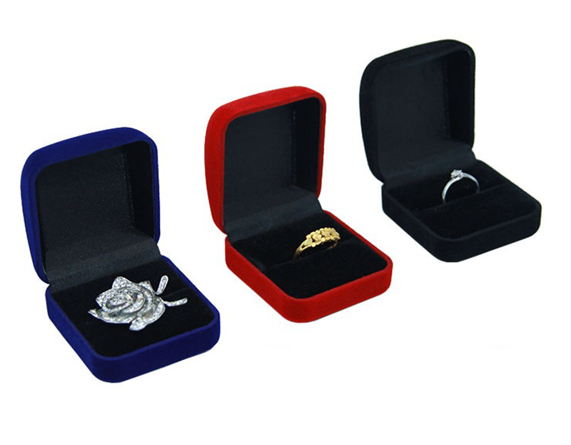 Butterfly Buckle Badge Flannel Pin Buckle Brooch Gift Storage Box