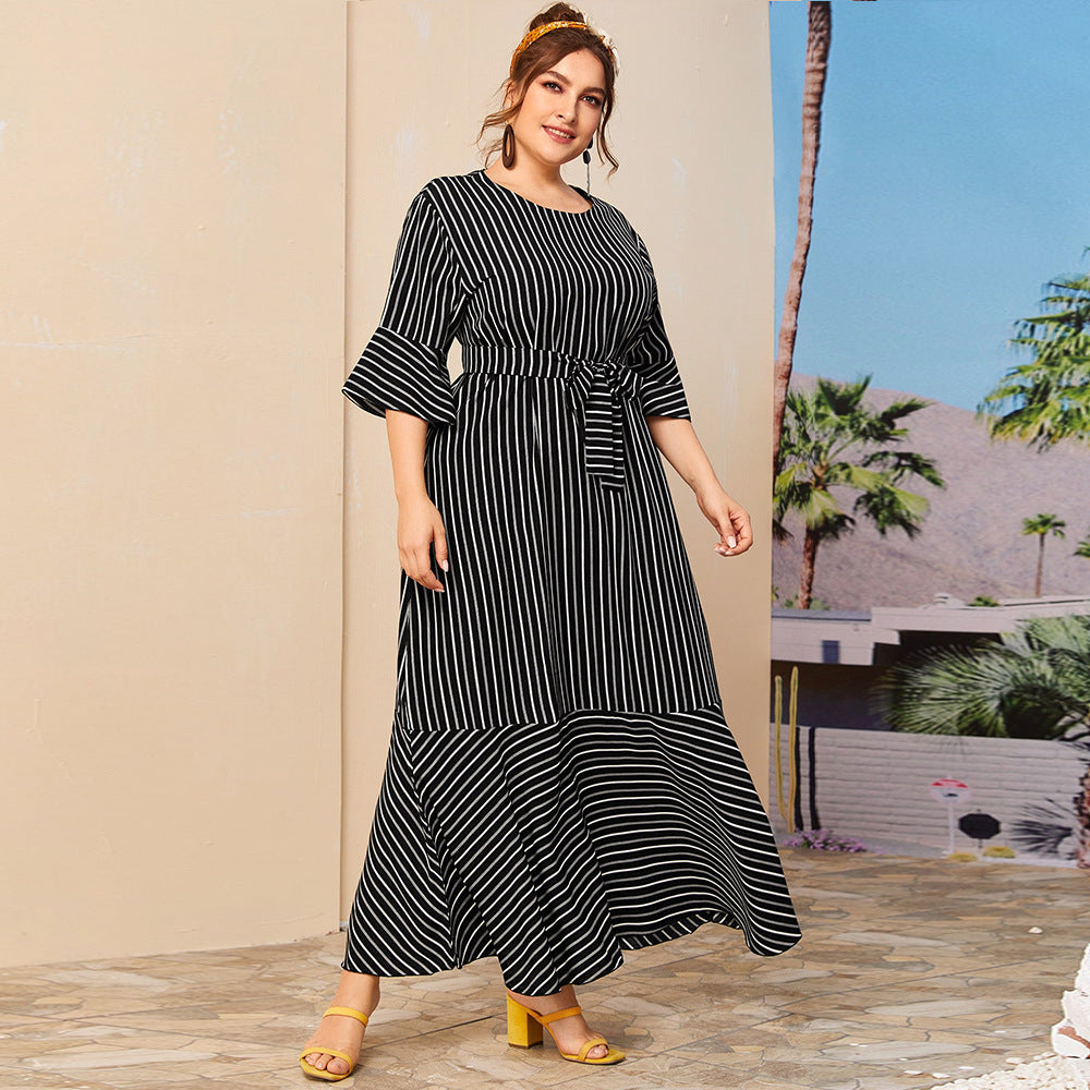 Plus size round neck striped dress