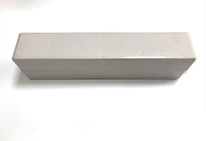 Wall-mounted wireless speaker