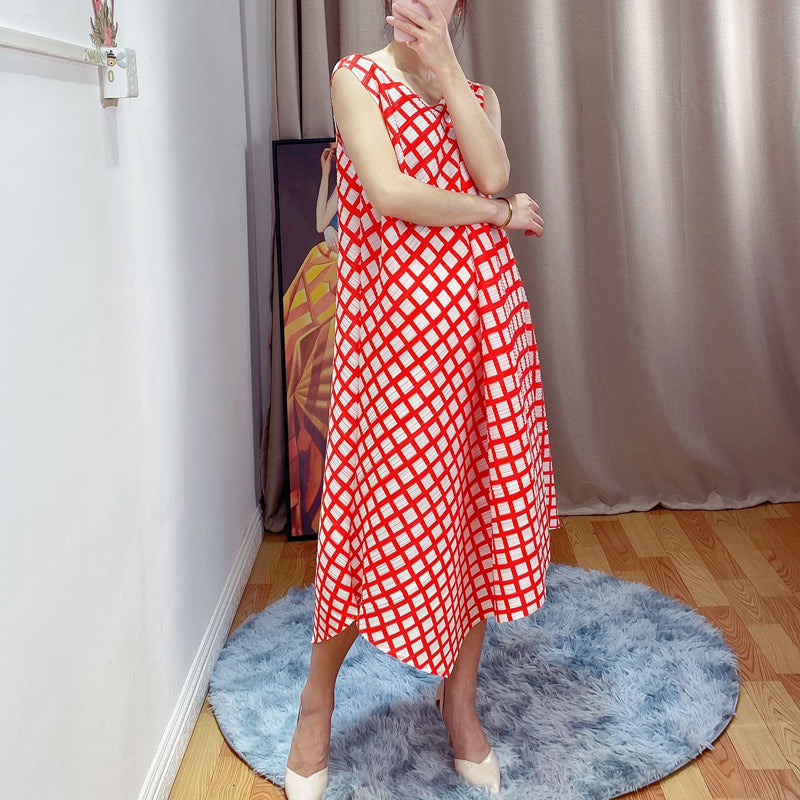 Loose irregular skirt plus size dress