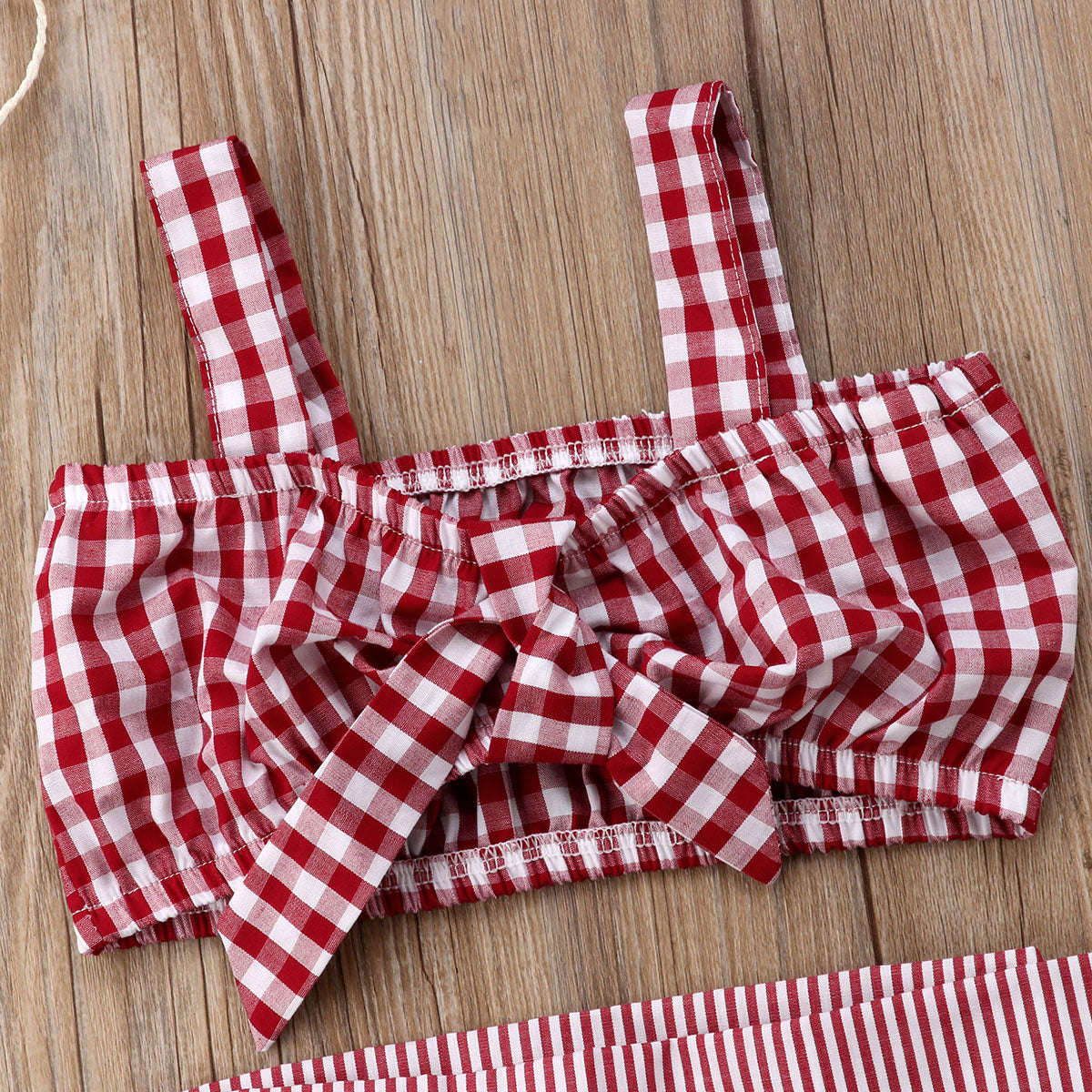 High waist pants + plaid top