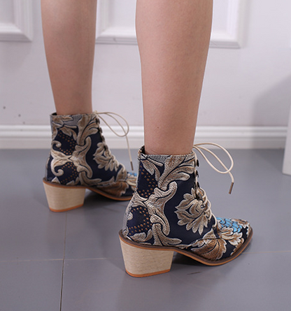 Plus size pointed toe thick heel women's shoes