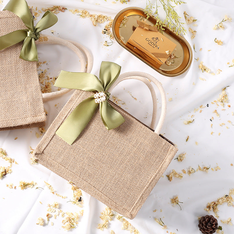 Chinese Wedding Bridesmaid Fashion Gift Box