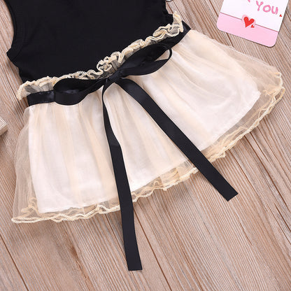 Sleeveless Lace Dress With Wooden Ears