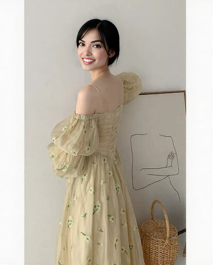 Beautiful New soft yellow Plus Size Autumn Loose Puff Sleeve Pleated Floral Long Sling Dress for Women