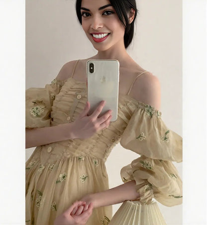 Beautiful New soft yellow Plus Size Autumn Loose Puff Sleeve Pleated Floral Long Sling Dress for Women