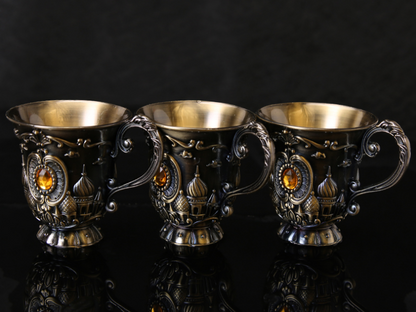 Mini Spirits Wine Glasses Cup 30ml Relief Retro Diamond Pattern Goblet Spirits Drinking Alloy Antique Wine Gift Retro Decoration