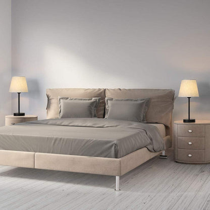 Bedside Lamp Bedroom Warm Hotel Guest Room Study Decoration Wrought Iron Cloth Cover With USB Charging Function Bedside Table Lamp