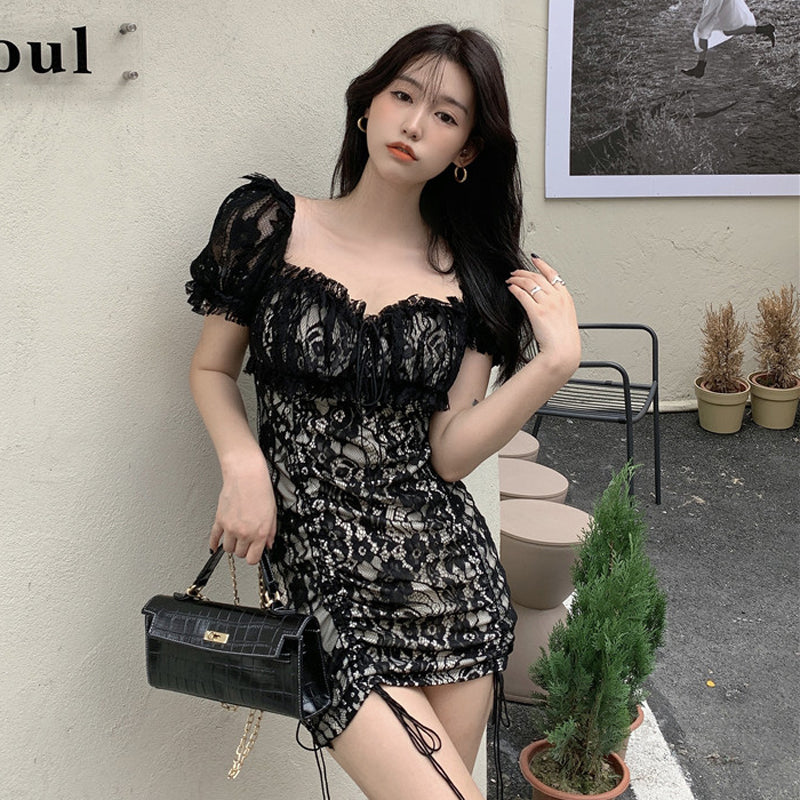 Plus Size Lacy Sweetheart Neckline Dress