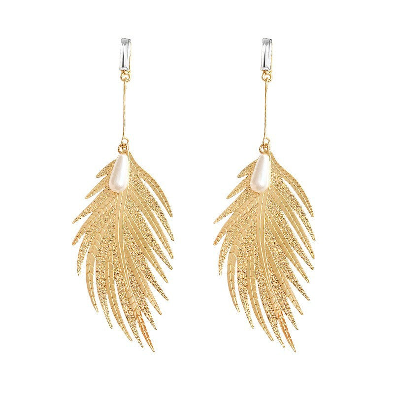 Leaves Hollowed Out Pearl Earrings Women''s New Korean Temperament